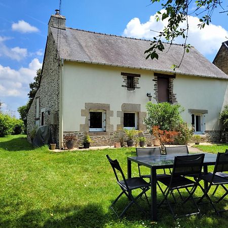 Belle maison familiale dans la campagne Bretonne La Croix-Helléan Extérieur photo